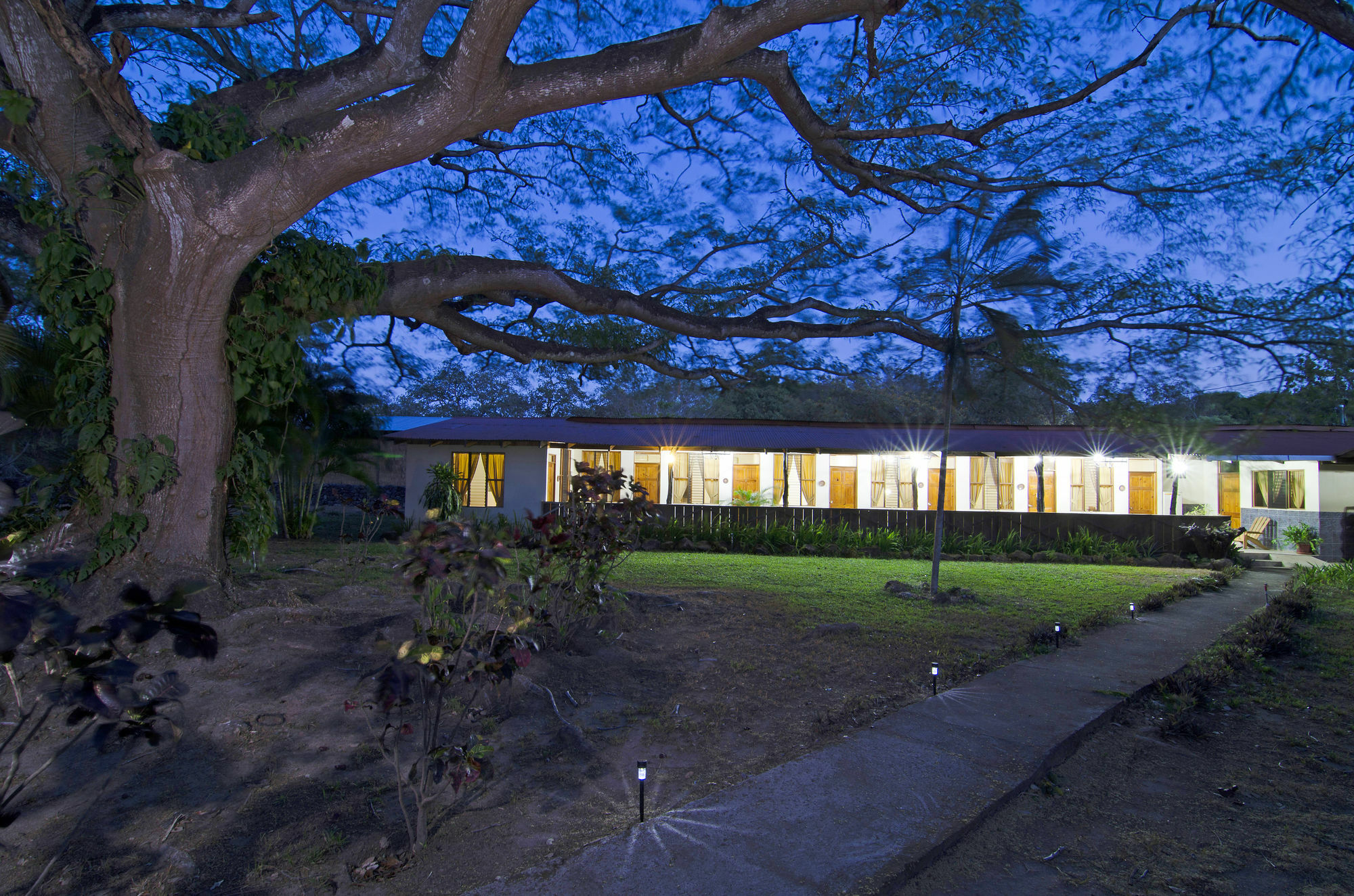 Rancho Curubande Lodge Liberia Exterior photo